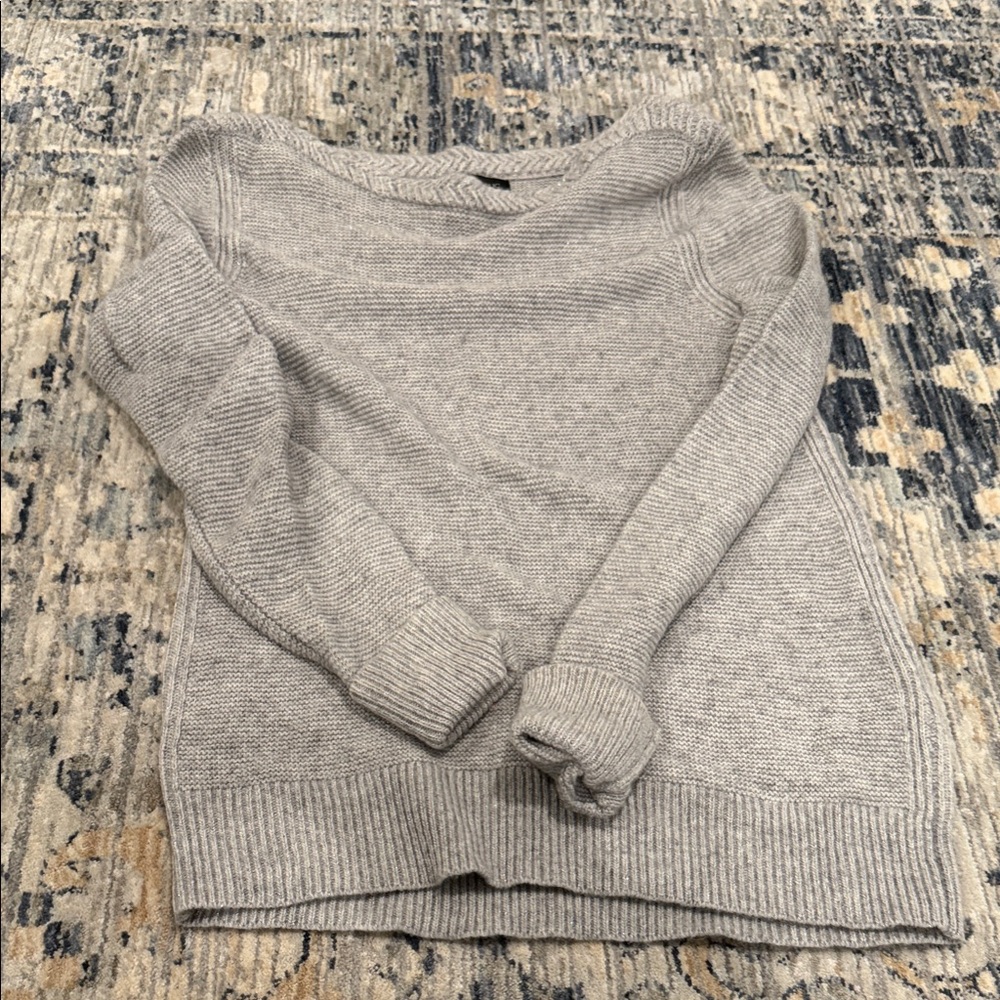 Banana Republic Light Gray Women's Sweater